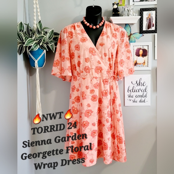torrid Dresses & Skirts - 🔥6️⃣ HOURS ONLY ‼️NWT Torrid 24W Sienna Garden Floral Georgette Wrap Dress